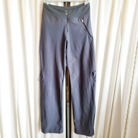 1 Nike dark gray Dri-Fit wider leg athletic pants XS - Picture 1 of 5